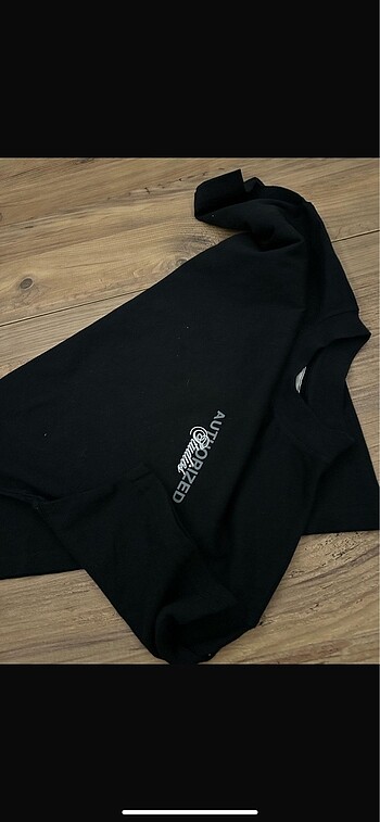 Diğer Authorized tee