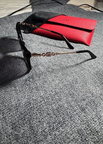 Guess Kadın Parlak Siyah Güneş Gözlüğü - Görsel 3