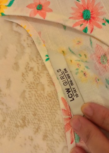 LC Waikiki Çiçek Desenli Straplez Kız Elbisesi