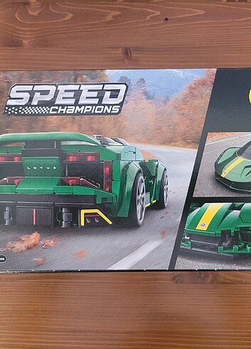  Beden Lego Lotus