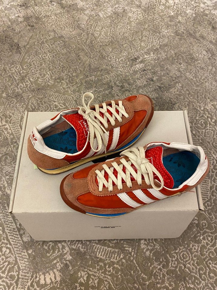 Kırmızı Düz Tabanlı Kadın Spor Ayakkabı - Görsel 4