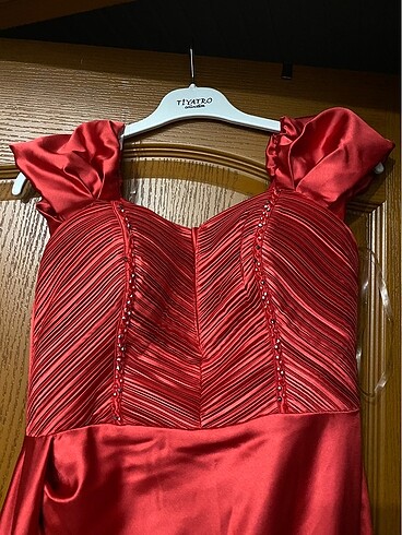 kırmızı saten - Görsel 2