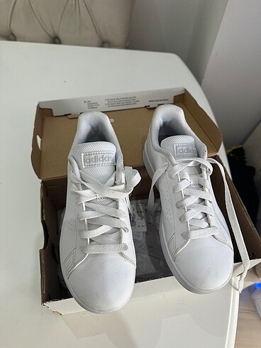 Adidas Adidas 2 kere giyildi