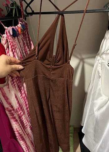 Bershka Koyu Kahverengi Askılı Elbise