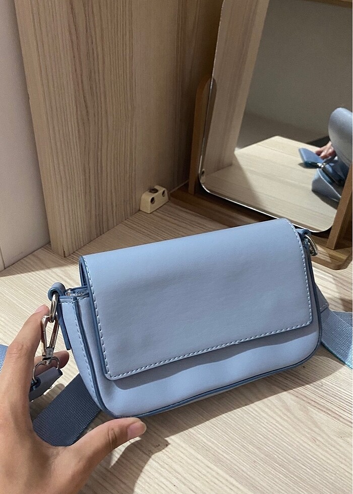 MAVİ ÇANTA - Görsel 2