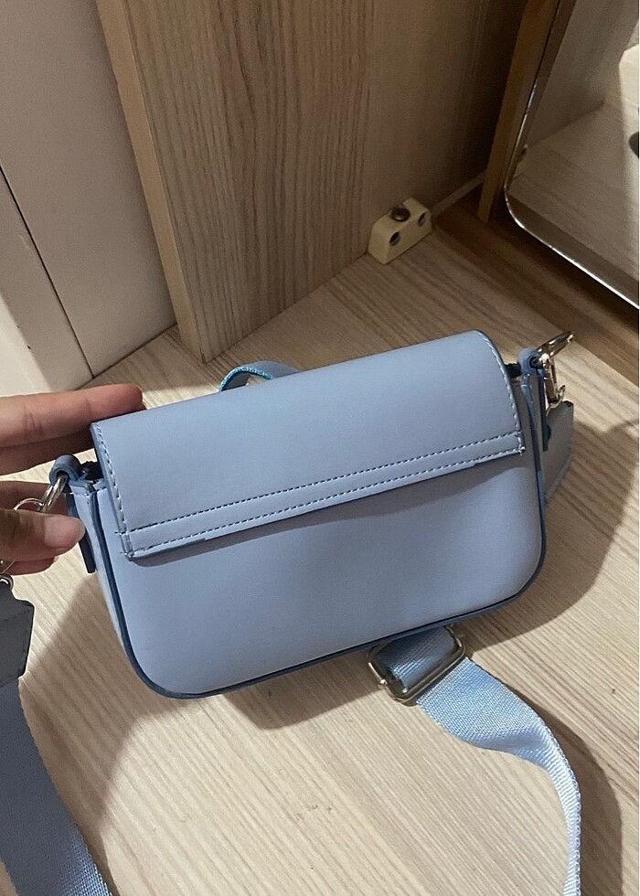 MAVİ ÇANTA - Görsel 4