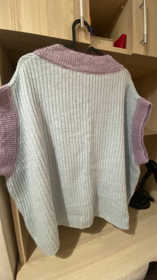 V Yaka Kadın Süveter - Görsel 2