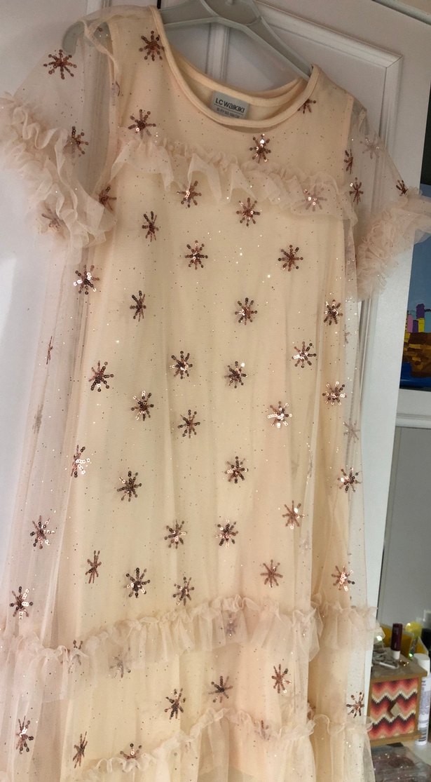 Bej Nakışlı Fırfırlı Kız Elbisesi - Görsel 5