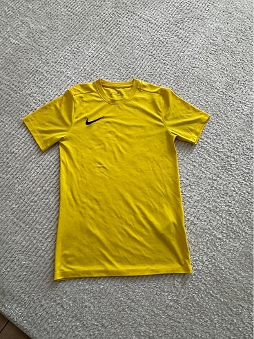 Nike tshirt