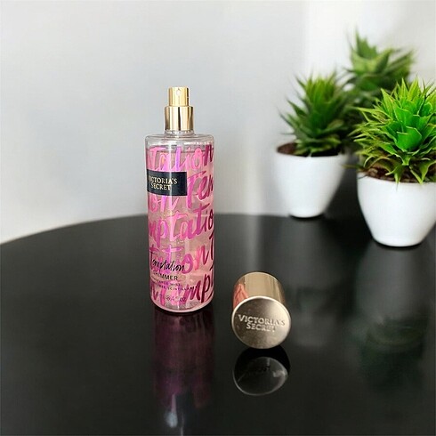  Beden Victoria?s Secret Shimmer Parfume