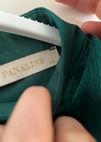 Uzun Drapeli V Yaka Parlak Yeşil Abiye - Görsel 3