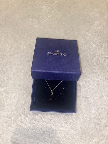 Beden Swarovski Kolye