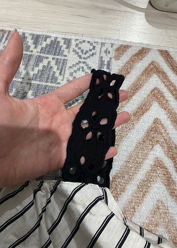 LC Waikiki Çizgili, fırfırlı, tek omuz bluz