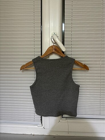 LC Waikiki gri crop top