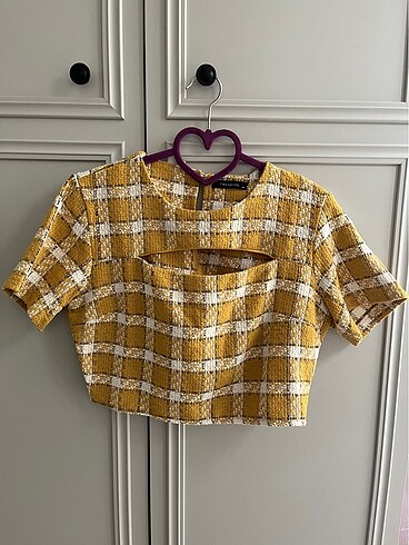 TRENDYOLMILLA TÜVİT CROP BLUZ