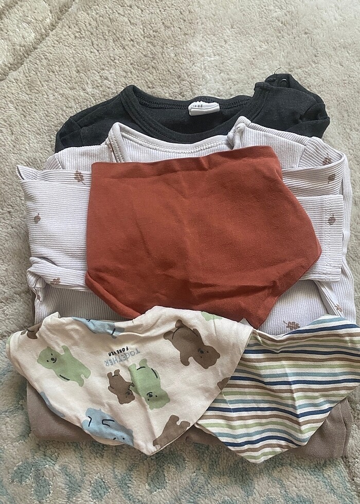 Bebek giyim (80-86) H&M 3x body, 3x önlük - Görsel 5