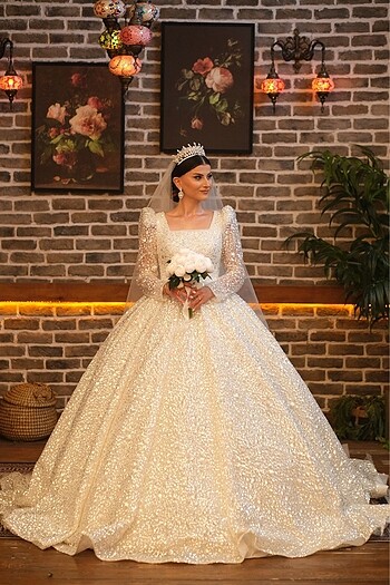 GELİNLİK
