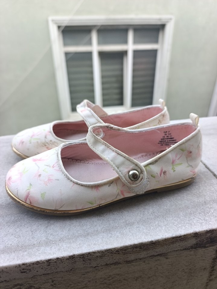 Çiçek Desenli Beyaz Kız Çocuk Babet - Görsel 4