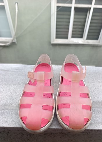 Şeffaf Pembe Kız Çocuk Sokak Tarzı Sandalet - Görsel 3