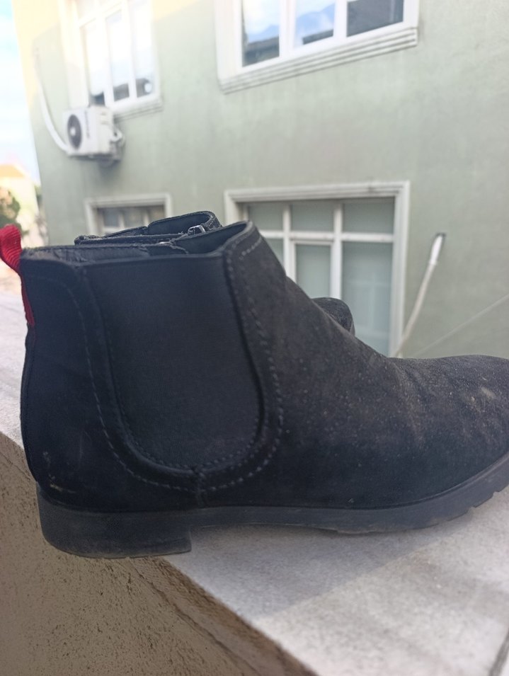 Siyah Süet Kadın Dolgu Topuk Bot - Görsel 2