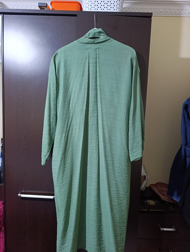 Uzun Kollu, Yüksek Yakalı Yeşil Keten kimona - Görsel 2