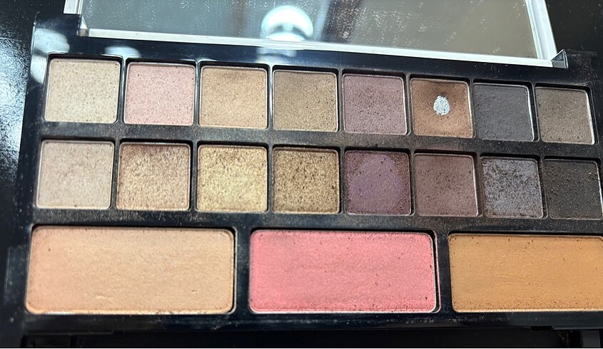 Estee Lauder Estee kaydet makyaj seti