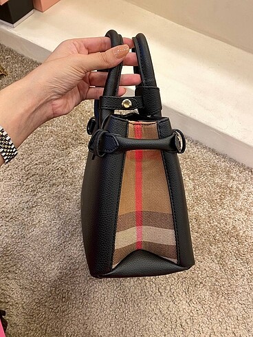  Beden Burberry