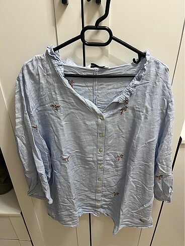 LC Waikiki Bluzz
