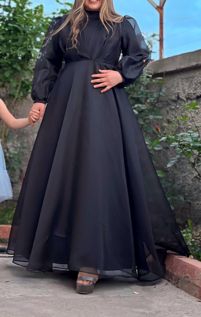 Uzun Siyah Gotik Kadın Elbise - Görsel 3