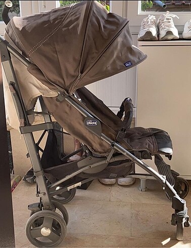 Chicco baston bebek arabası