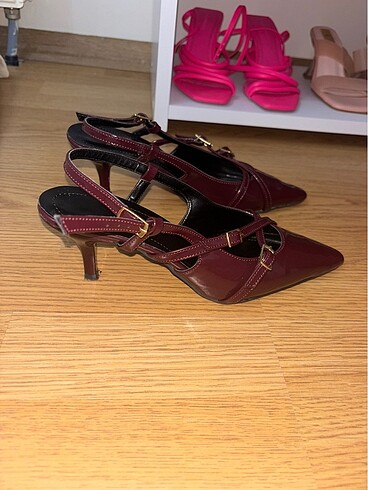 Bordo rugan stiletto