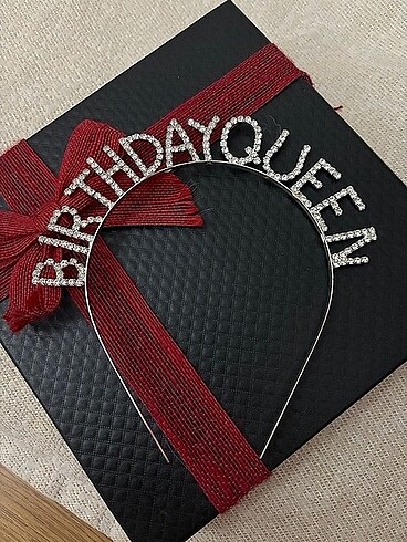Birthday taç