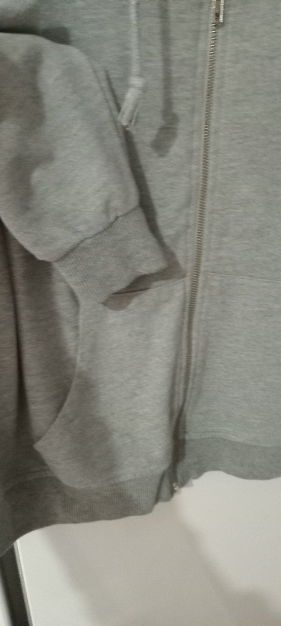 Gri Kapüşonlu Fermuarlı Kadın Sweatshirt - Görsel 2