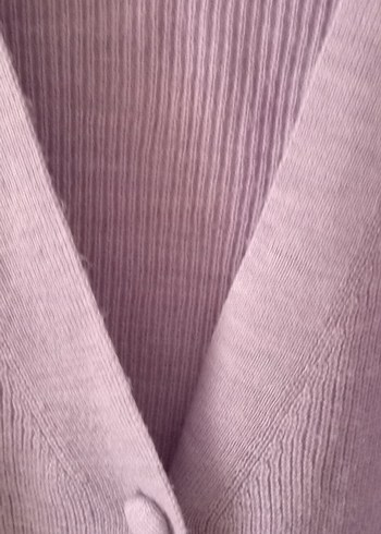 Lila renkli V Yaka Düğmeli Kadın Hırka - Görsel 2