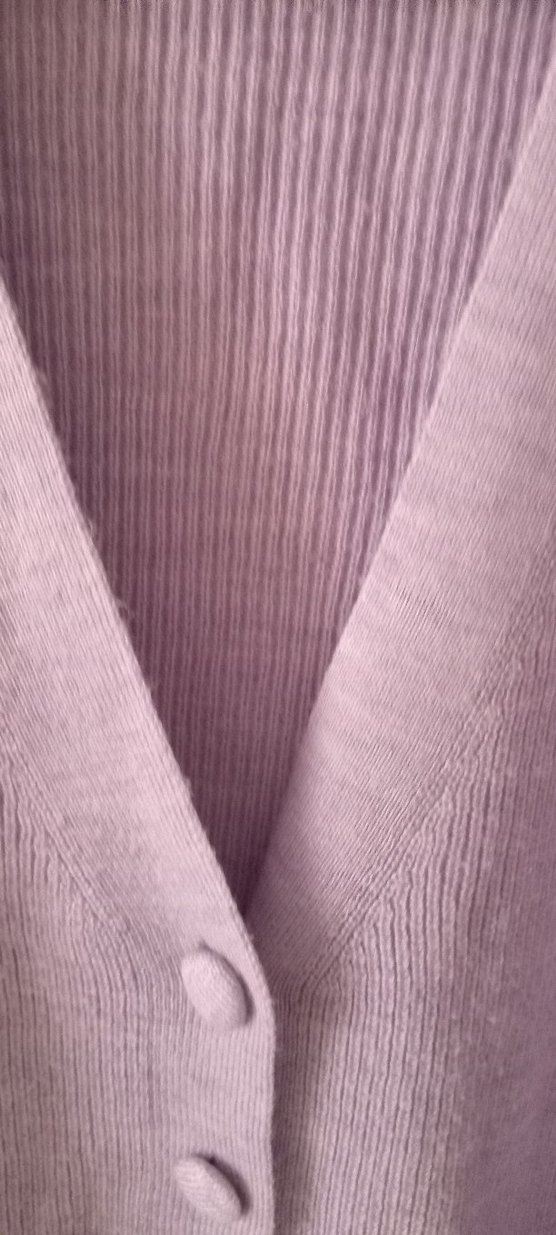 Lila renkli V Yaka Düğmeli Kadın Hırka - Görsel 2