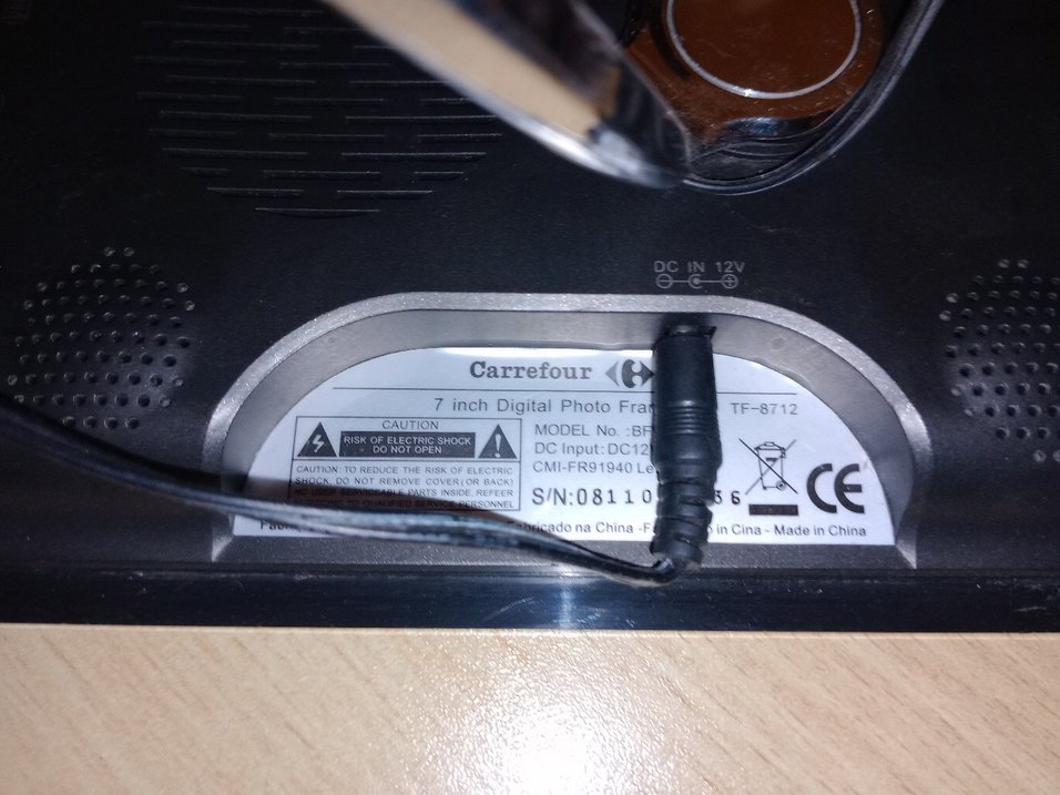 Dijital Resim Çerçevesi CD Kart 7 inç Uzaktan kumandalı - Görsel 3