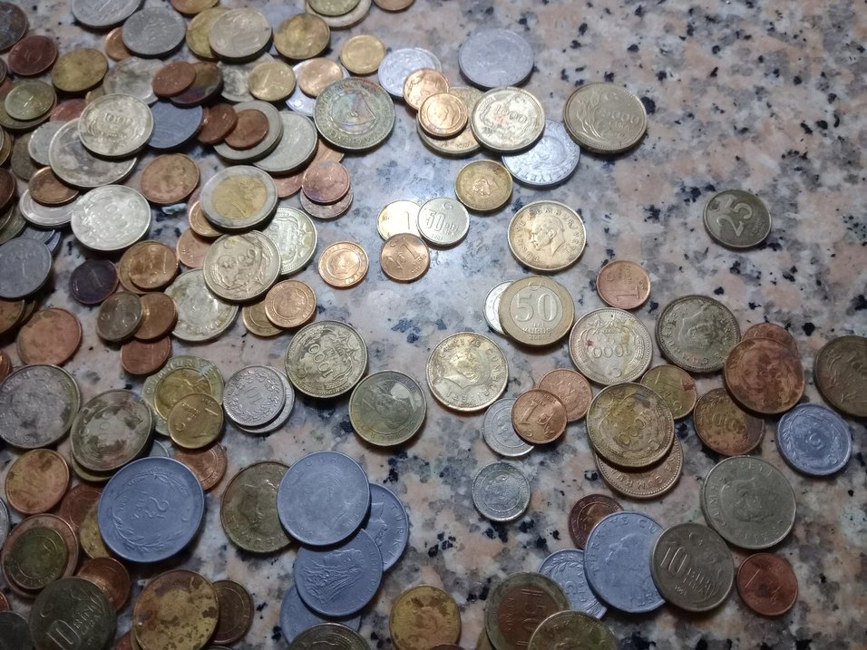 Eski Metal Madeni Paralar Koleksiyonu - Görsel 5