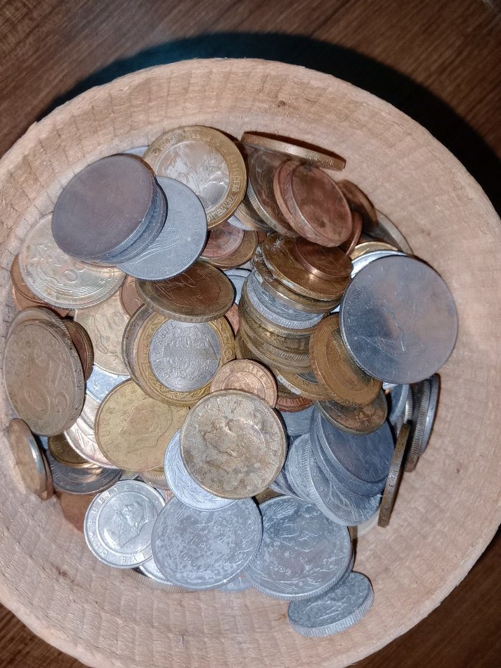 Eski Metal Madeni Paralar Koleksiyonu - Görsel 2
