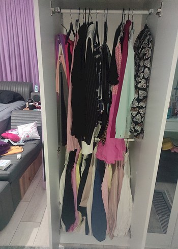 Beyaz ve Gri Gardırop - Görsel 3