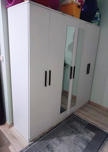 Beyaz ve Gri Gardırop - Görsel 2