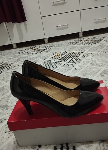 Diğer Stiletto