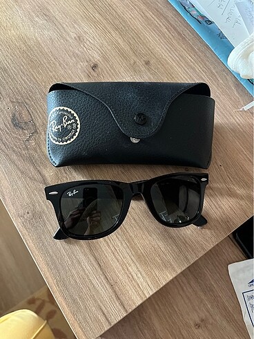 Orjinal Ray-Ban güneş gözlüğü
