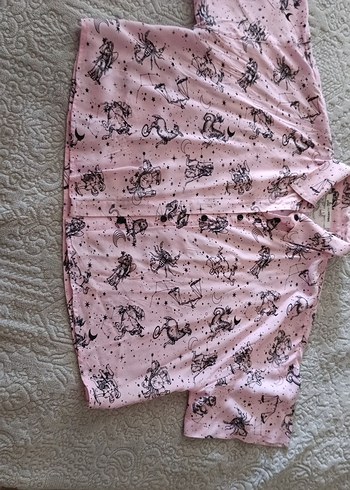 Pembe Baskılı Kısa Kollu Gömlek