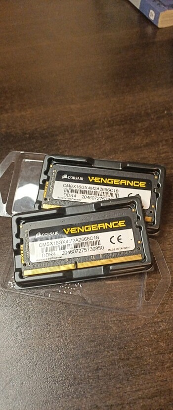 CORSAİR Vengeance 32GB RAM (16GBx2adet) 