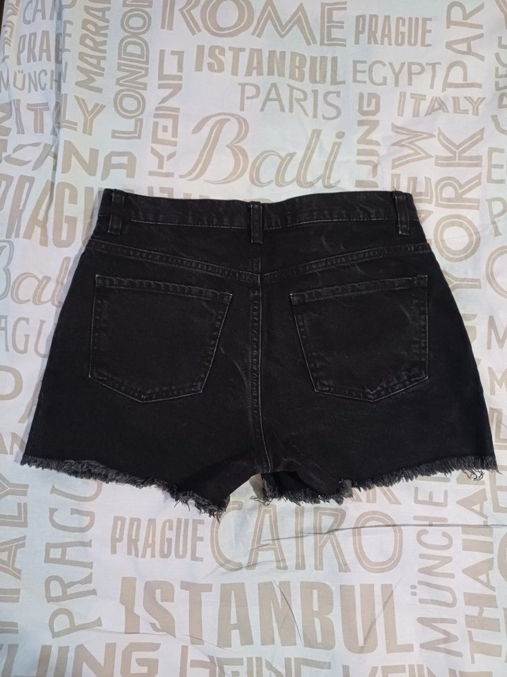 Siyah Loose Fit Mini Denim Şort - Görsel 2