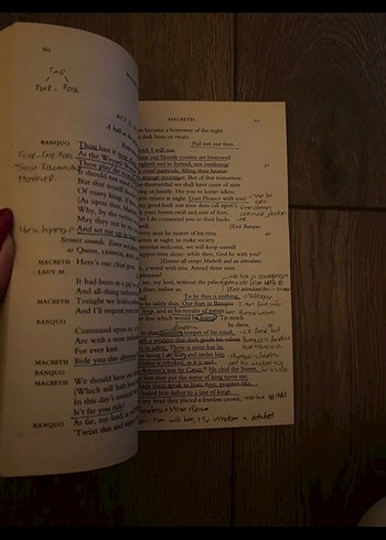Macbeth - William Shakespeare (Wordsworth Classics)