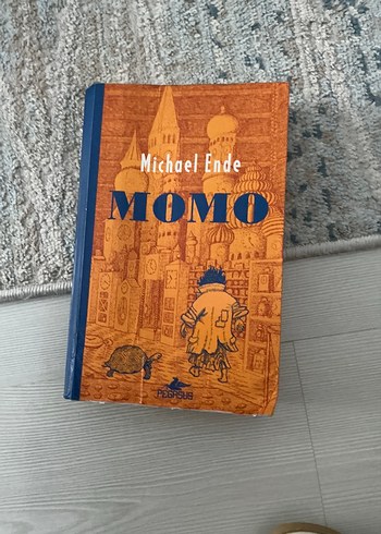 Momo kitabı