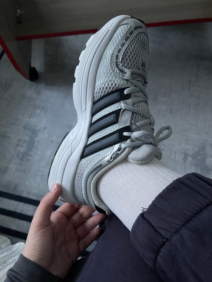 Adidas Kadın Spor Ayakkabı - Görsel 3