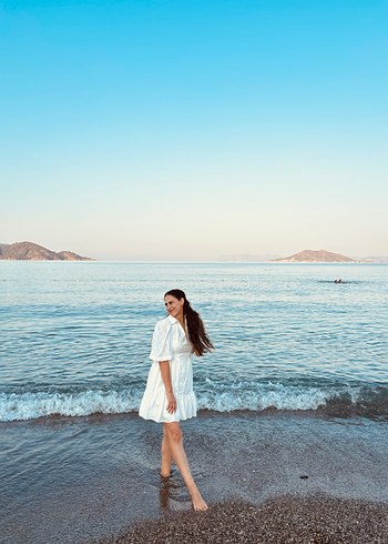 Beyaz elbise - Görsel 2