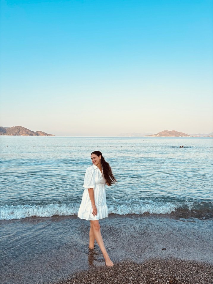 Beyaz elbise - Görsel 2